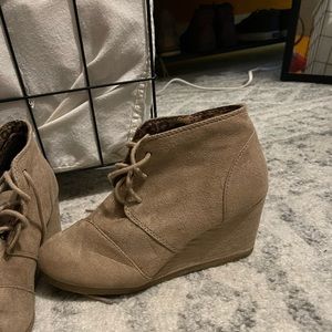 Perfect low heel wedge bootie